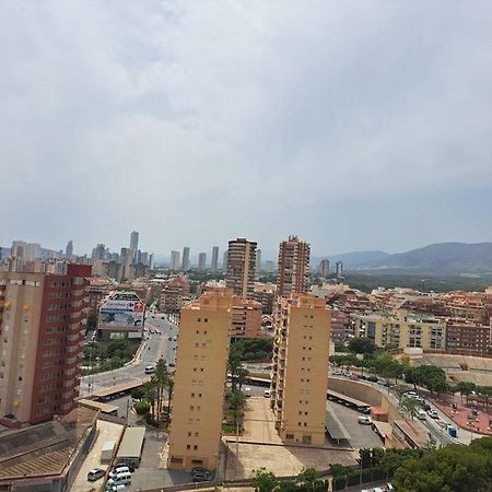 Appartamento Cozy Studio With Sea View Benidorm Esterno foto