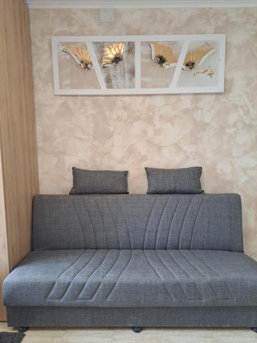 Appartamento Cozy Studio With Sea View Benidorm Esterno foto